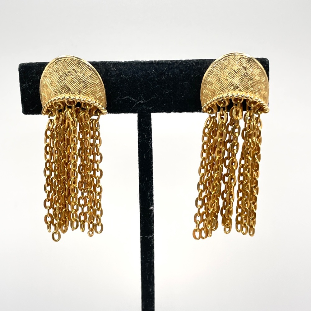 Vintage Textured Gold Tone & Chain Clip On Earrings